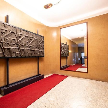 Loreto Elegant Flat Milaan Buitenkant foto