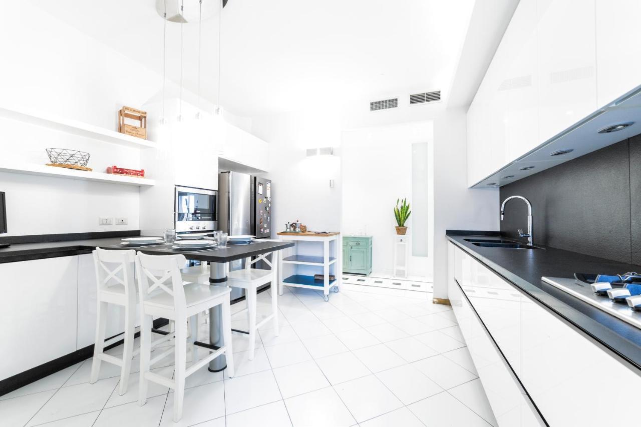 Loreto Elegant Flat Milaan Buitenkant foto