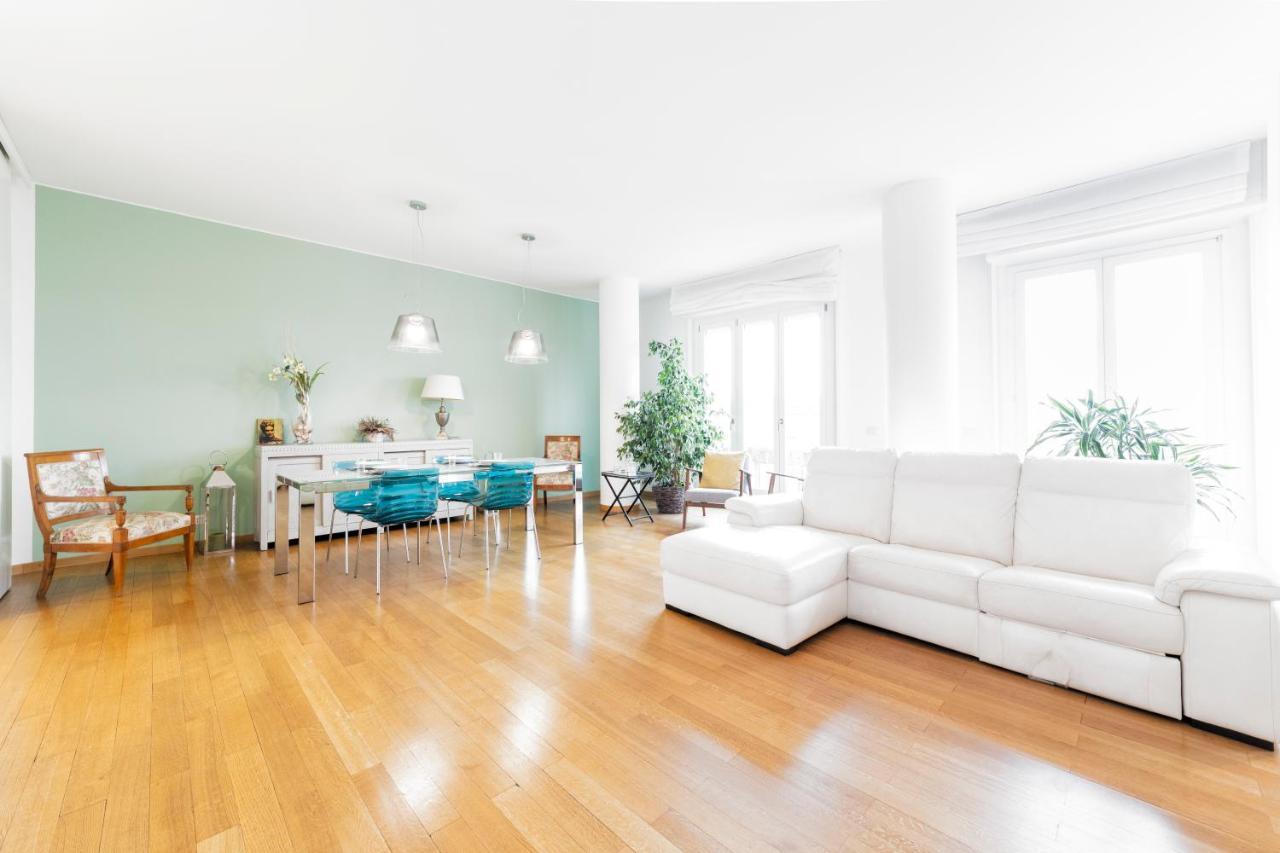 Loreto Elegant Flat Milaan Buitenkant foto