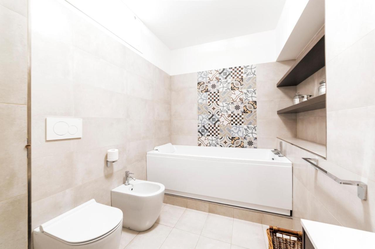 Loreto Elegant Flat Milaan Buitenkant foto