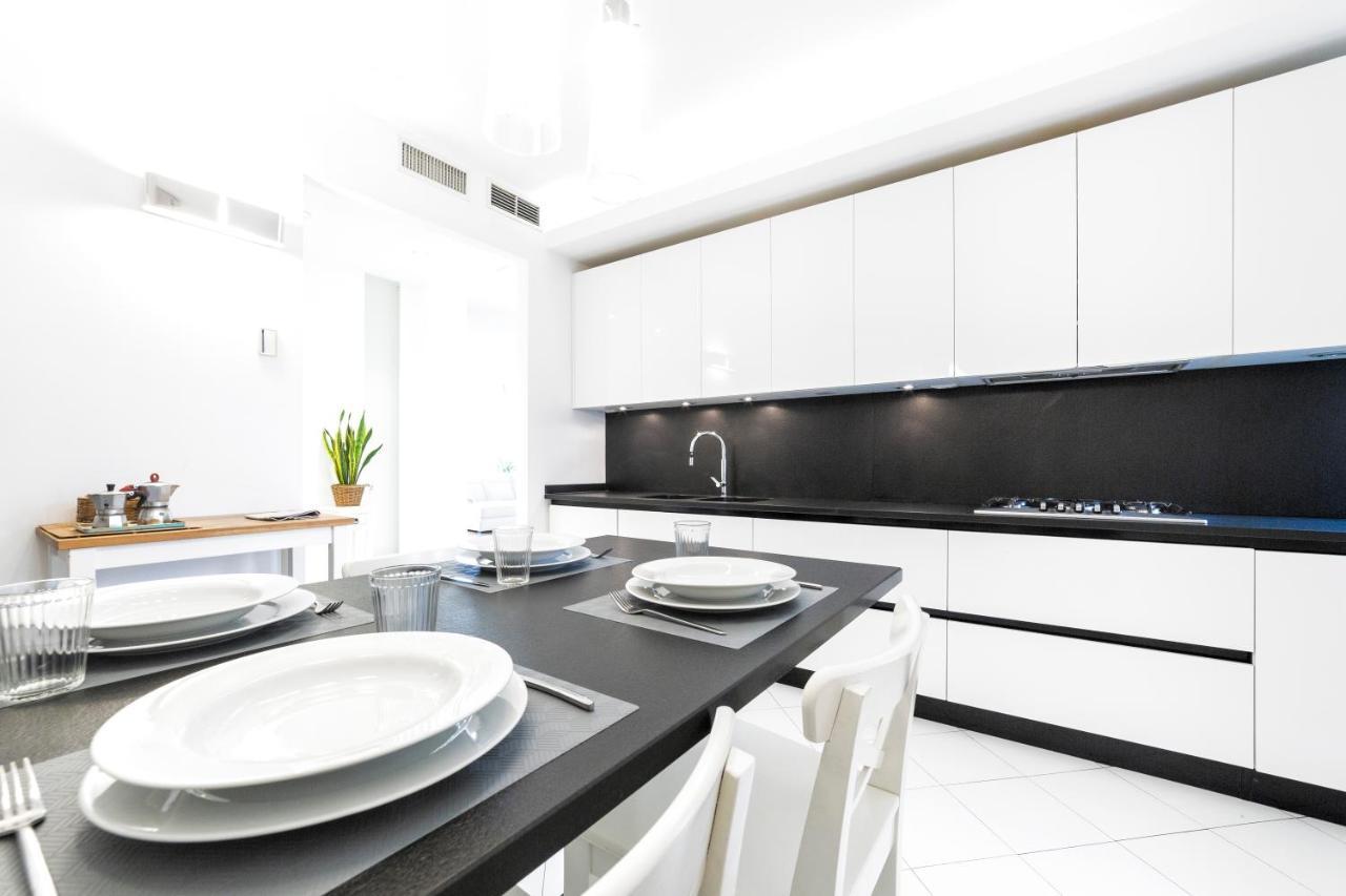 Loreto Elegant Flat Milaan Buitenkant foto